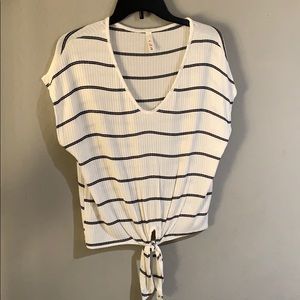White black stripe blouse